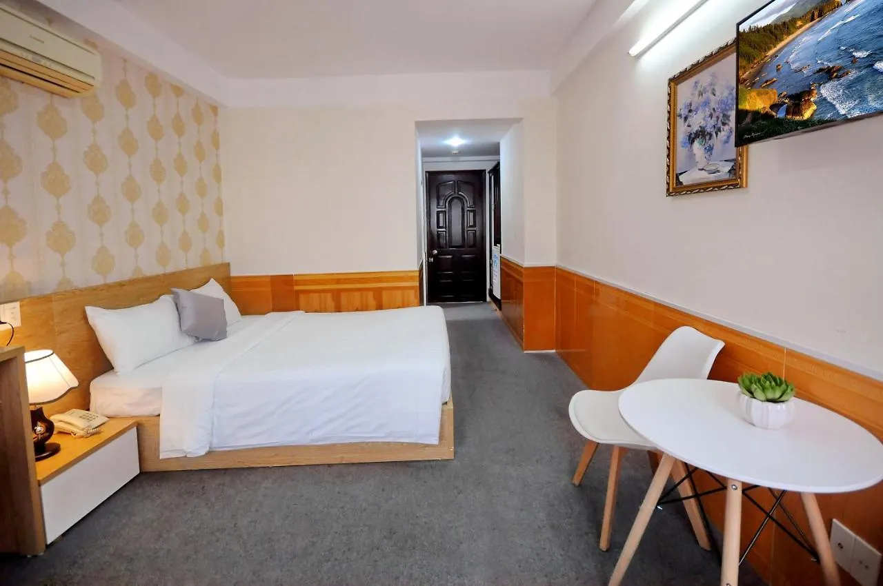 ***  Selena Hotel Vietnam